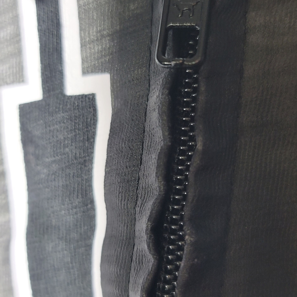 Hoddie - Picture 4 of 5